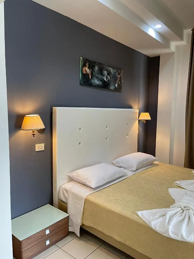 Hotel New Happy Rimini 3*,