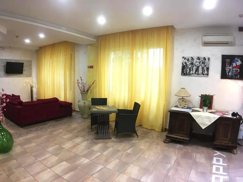 Hotel New Happy Rimini 3*,  Italy